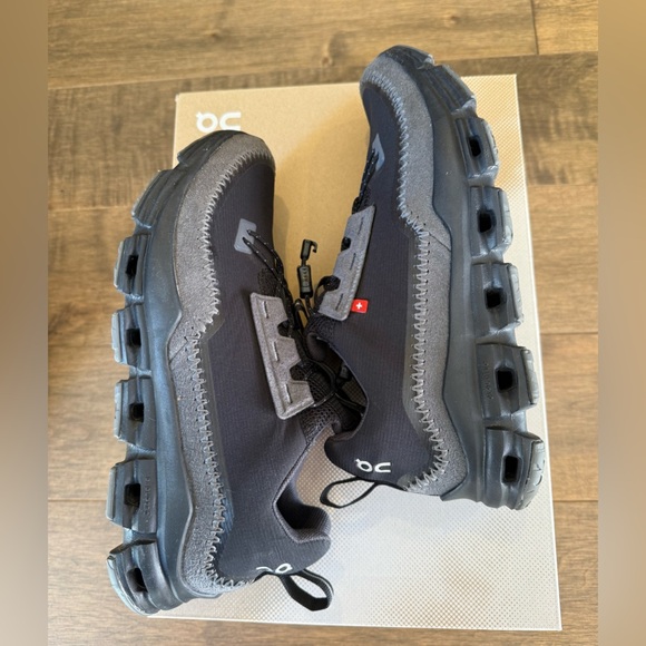 On Women’s Cloudaway Trail Size 7.5 Black Rock - Picture 6 of 11